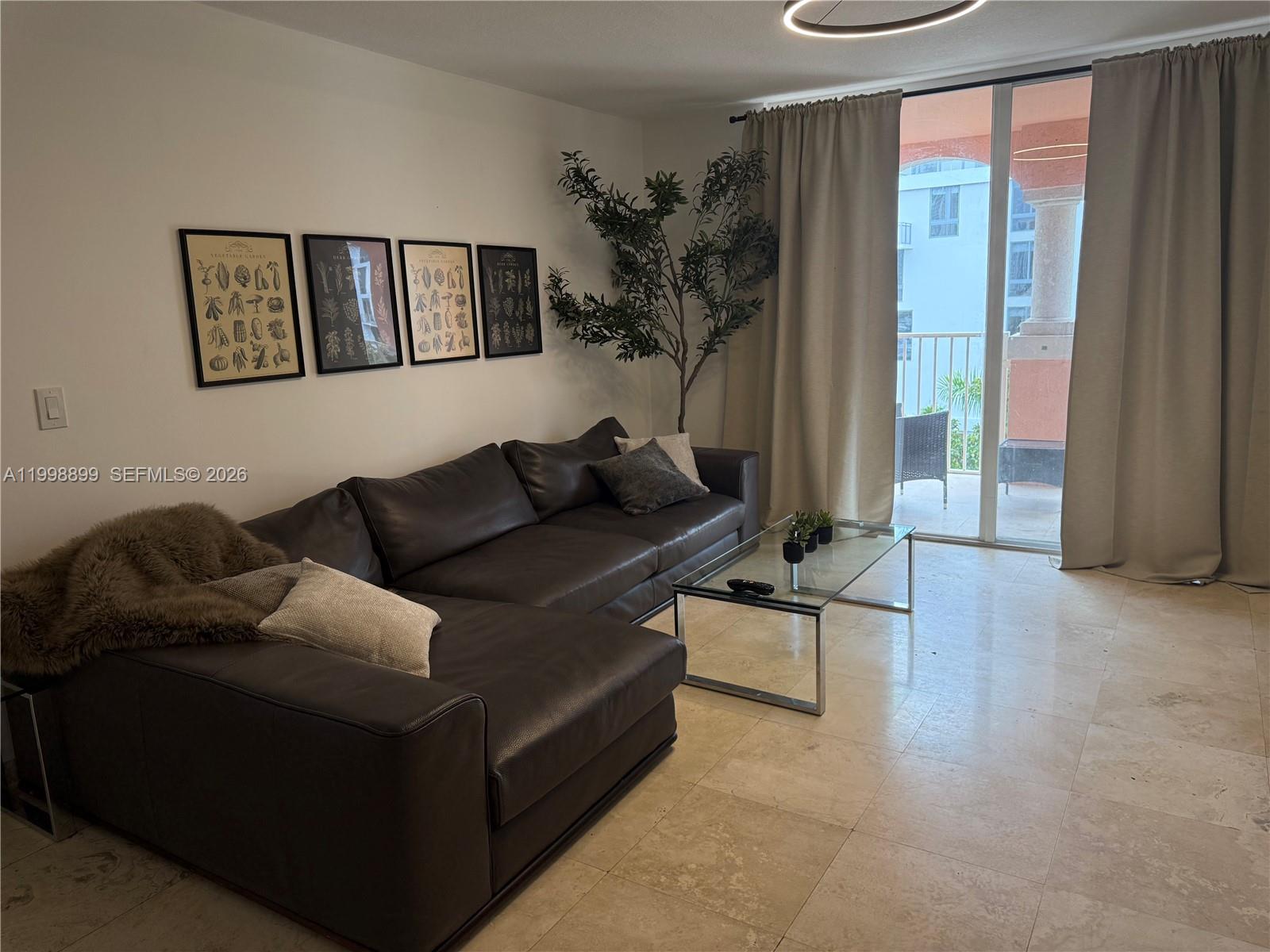 19555 E Country Club Dr 8602