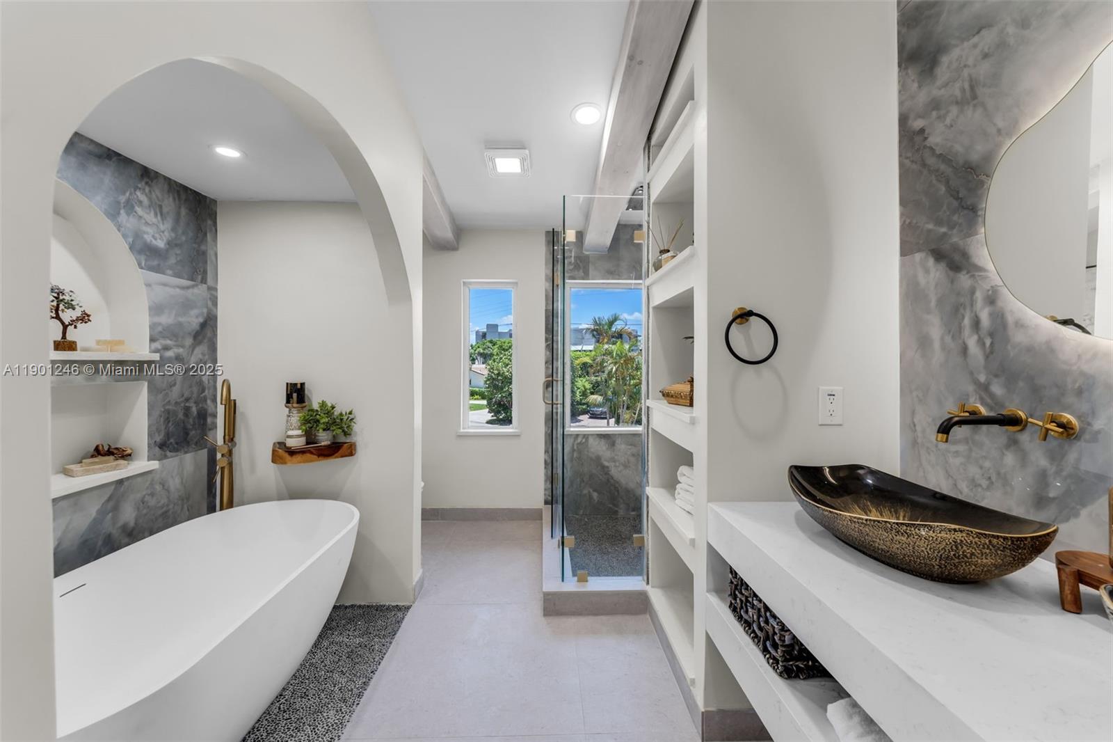 TWIN OAKS - Residential Lease