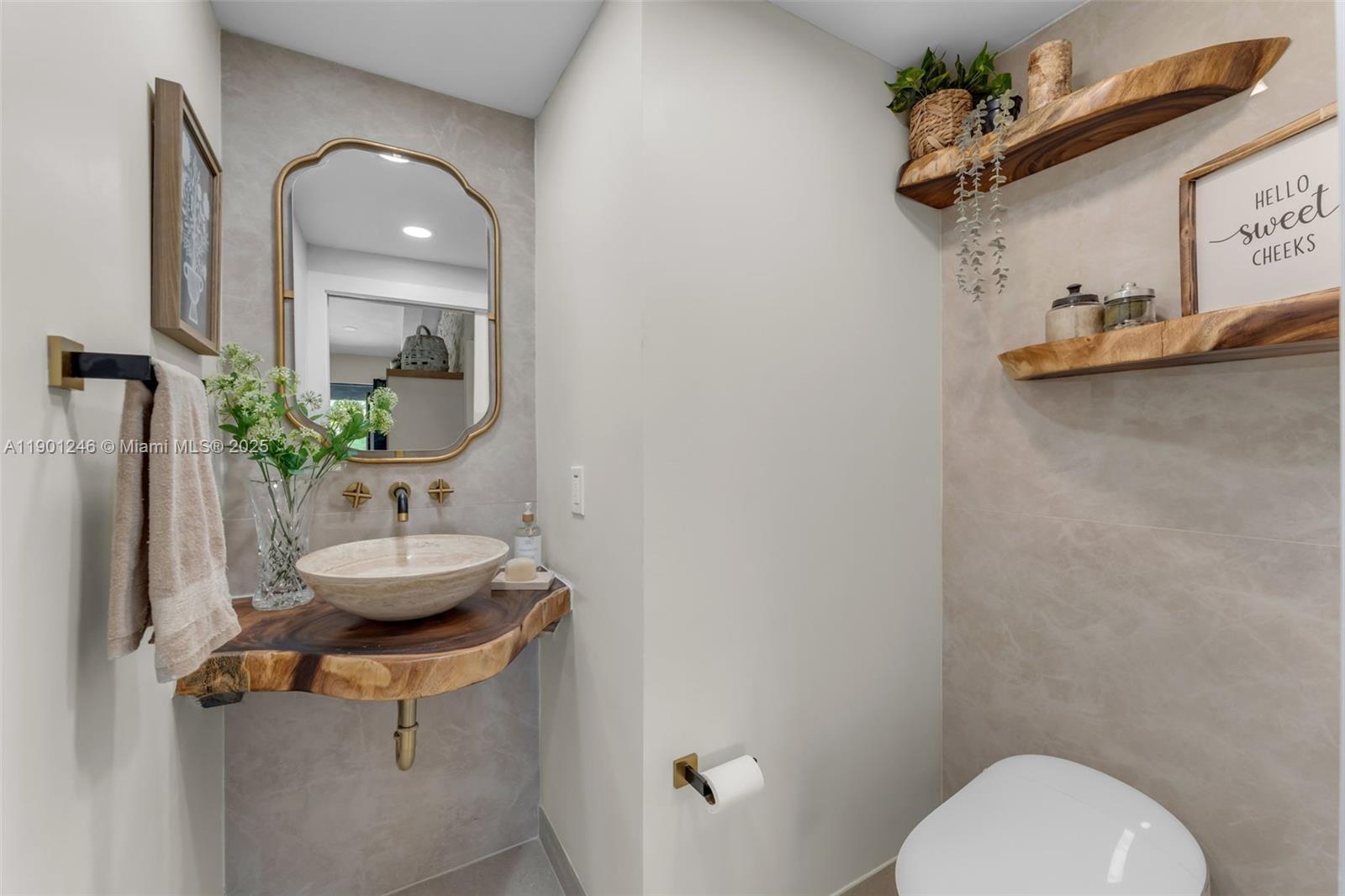 TWIN OAKS - Residential Lease