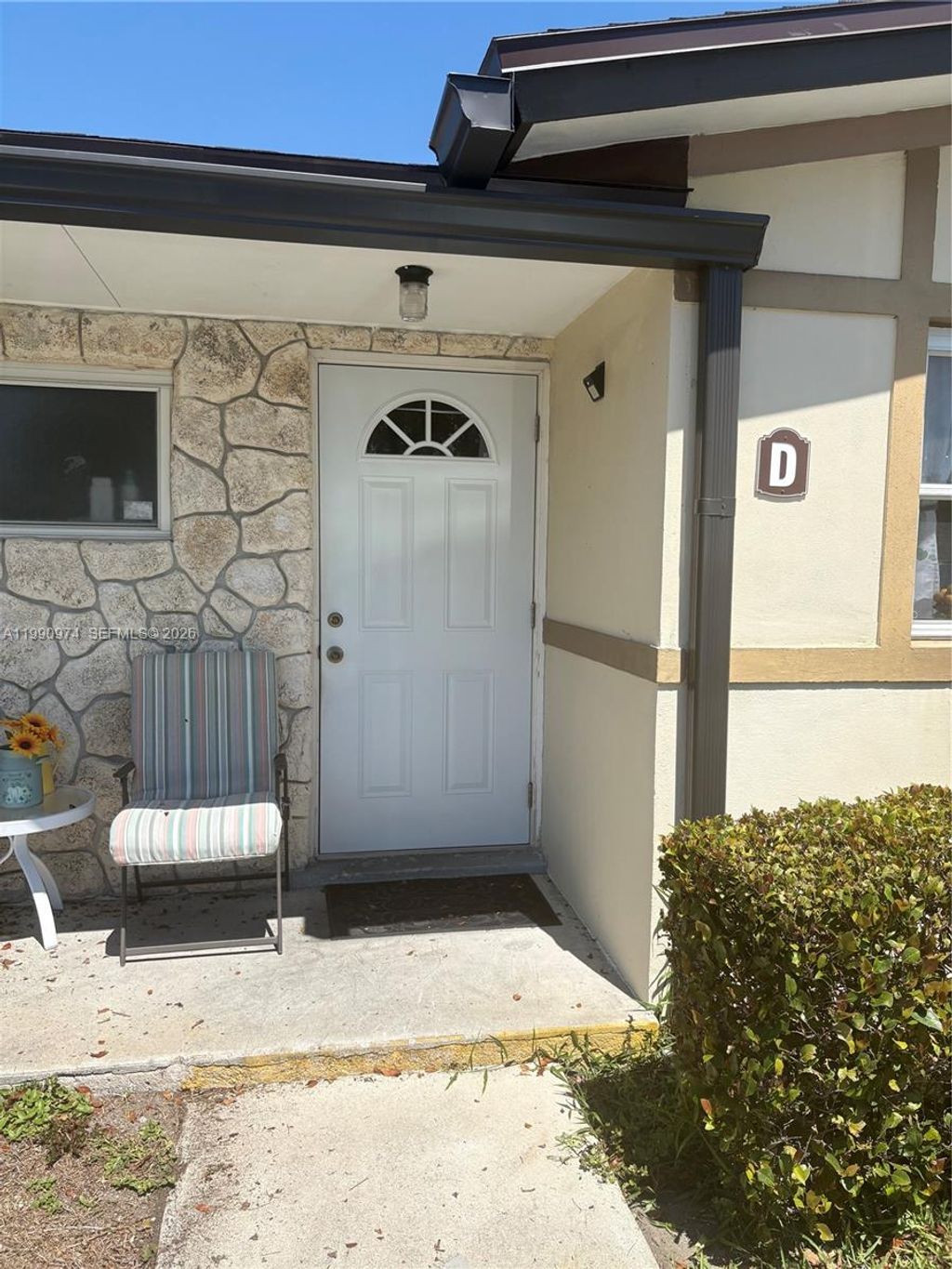 Photo of 2769 W Ashley Dr W #D, West Palm Beach, FL 33415 (MLS # A11990974)
