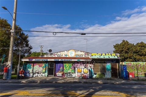 203 NW 35th St Miami FL 33127