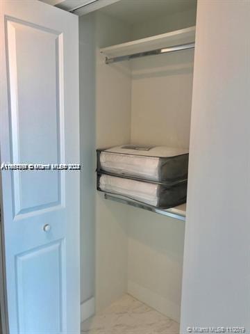 400 SUNNY ISLES CONDO EAS - Residential