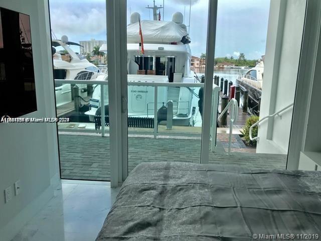 400 SUNNY ISLES CONDO EAS - Residential