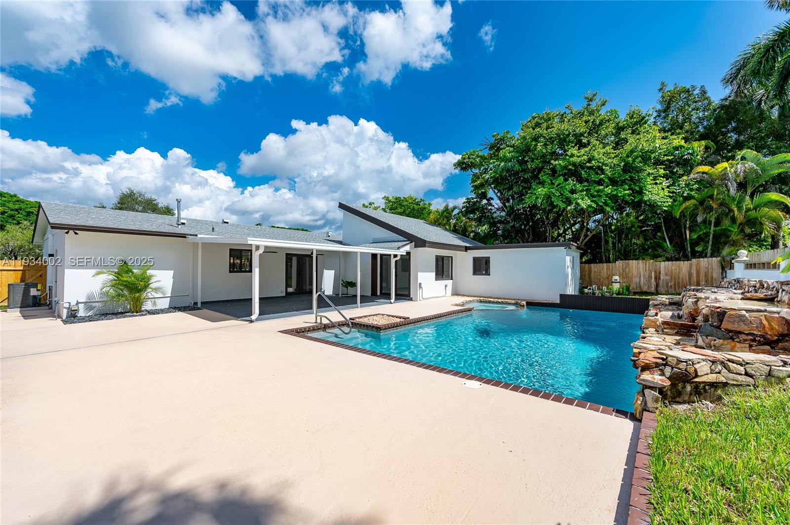 BEL AIRE SEC 16 - Residential