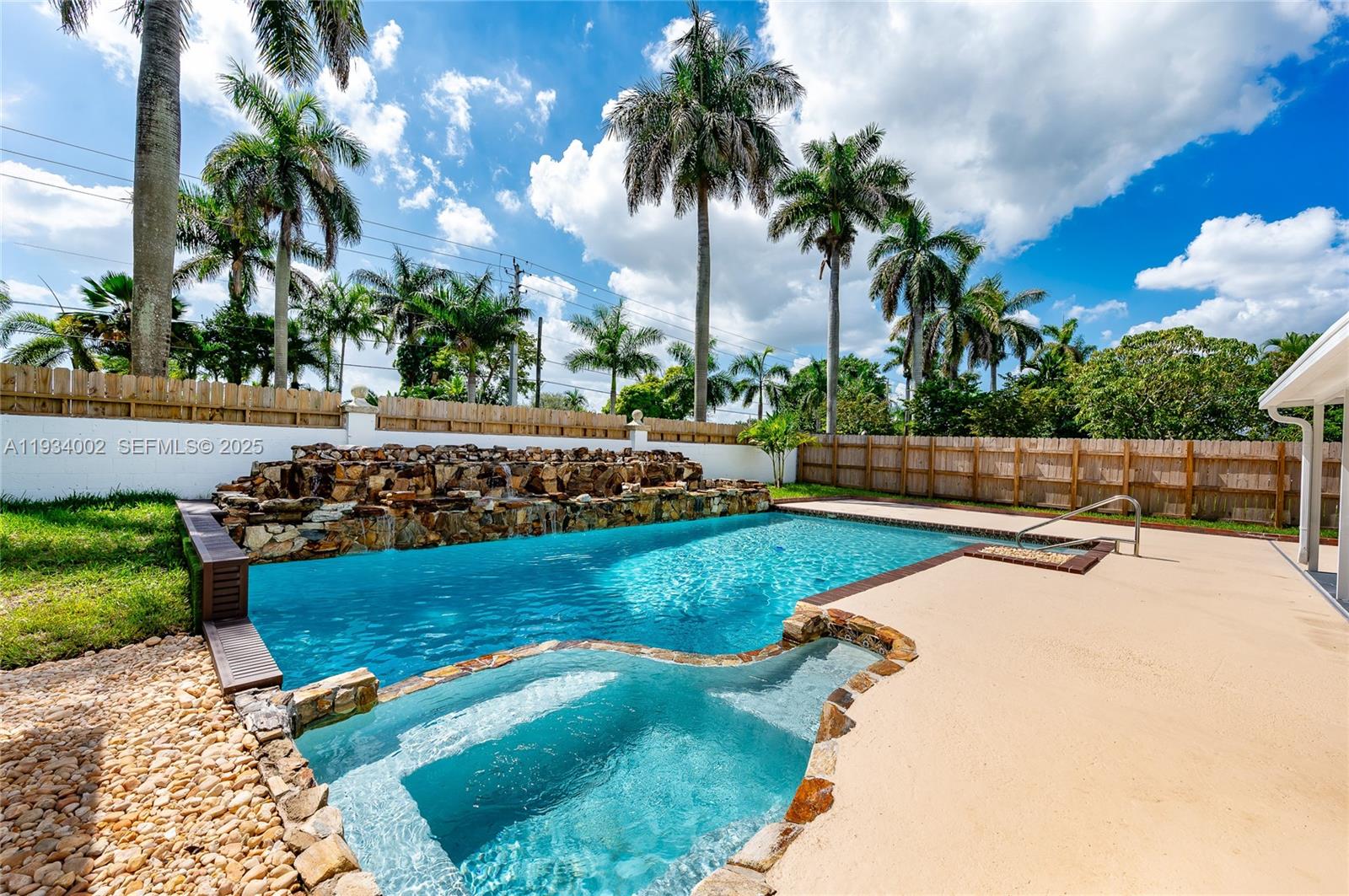 BEL AIRE SEC 16 - Residential