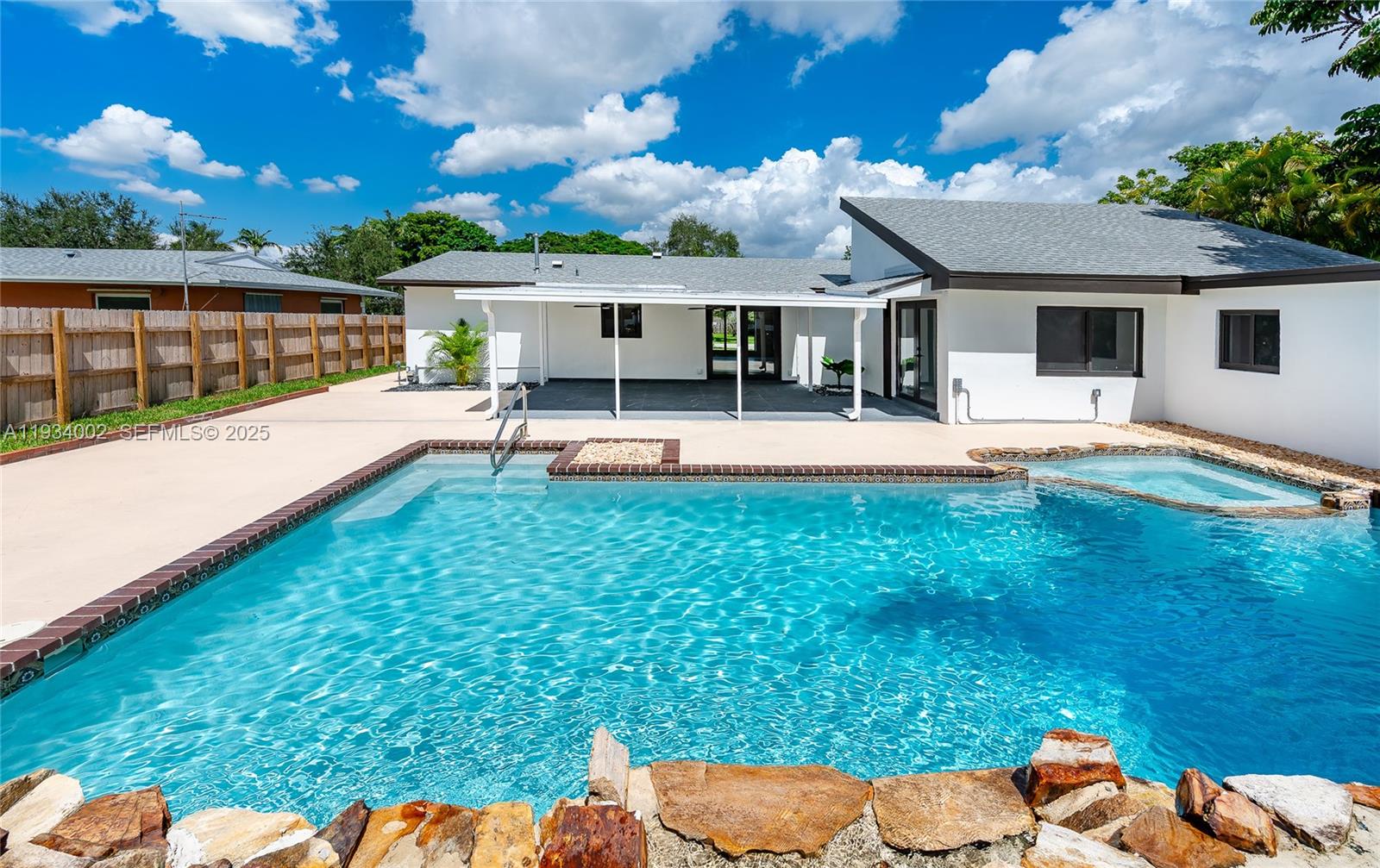 BEL AIRE SEC 16 - Residential