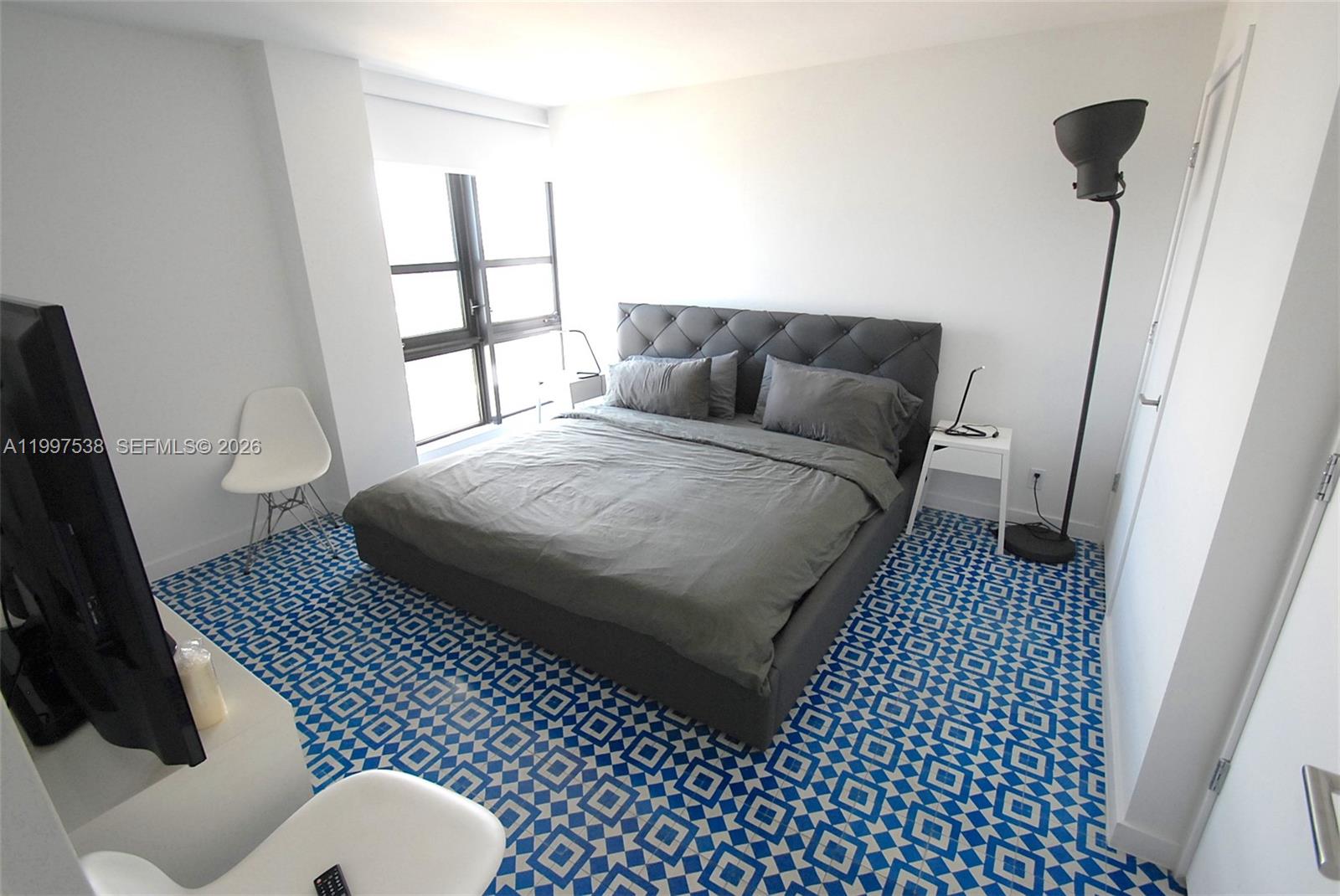 TOWER 1800 CONDO - Residential Lease