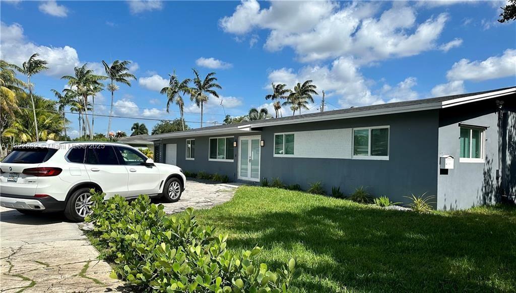 Rental Property at 1400 N Park Rd, Hollywood, Broward County, Florida - Bedrooms: 3 
Bathrooms: 2  - $3,800 MO.
