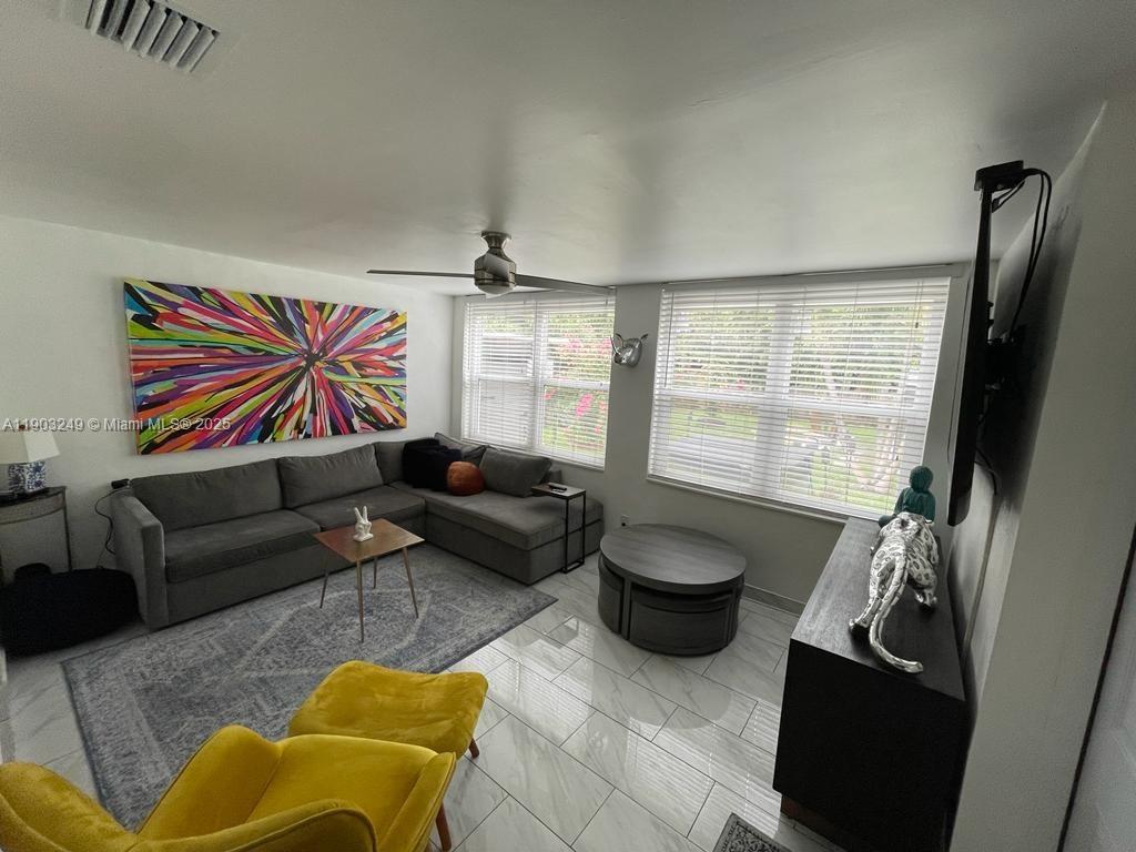 DIXIE GARDENS - Residential Lease