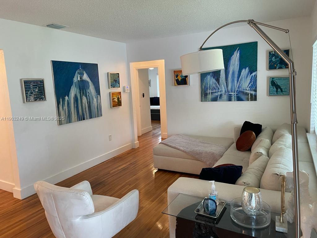 DIXIE GARDENS - Residential Lease