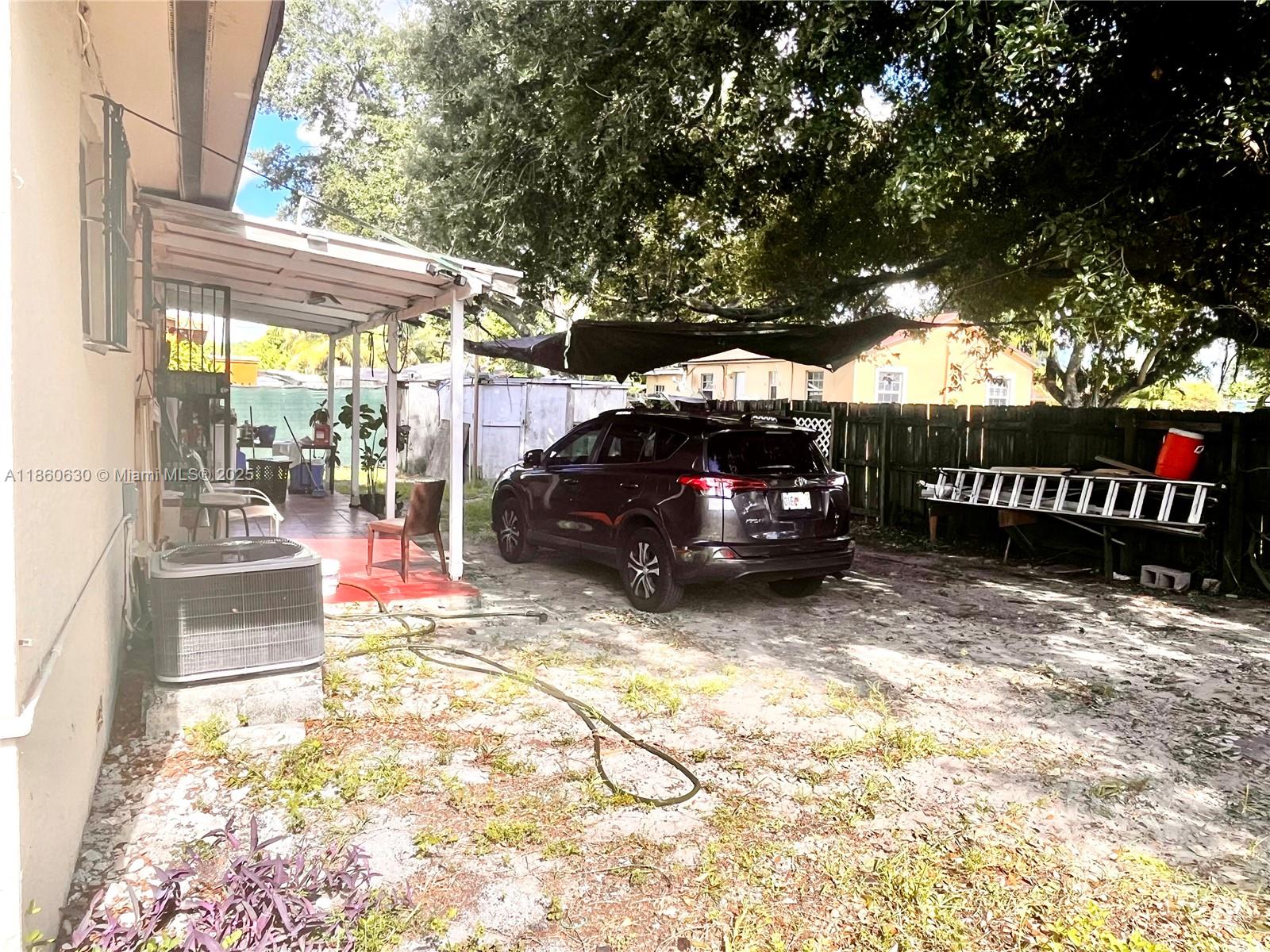 W LITTLE RIVER REV - Residential