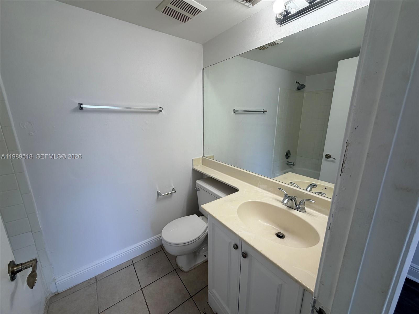 SUN VISTA GARDENS CONDO - Residential Lease