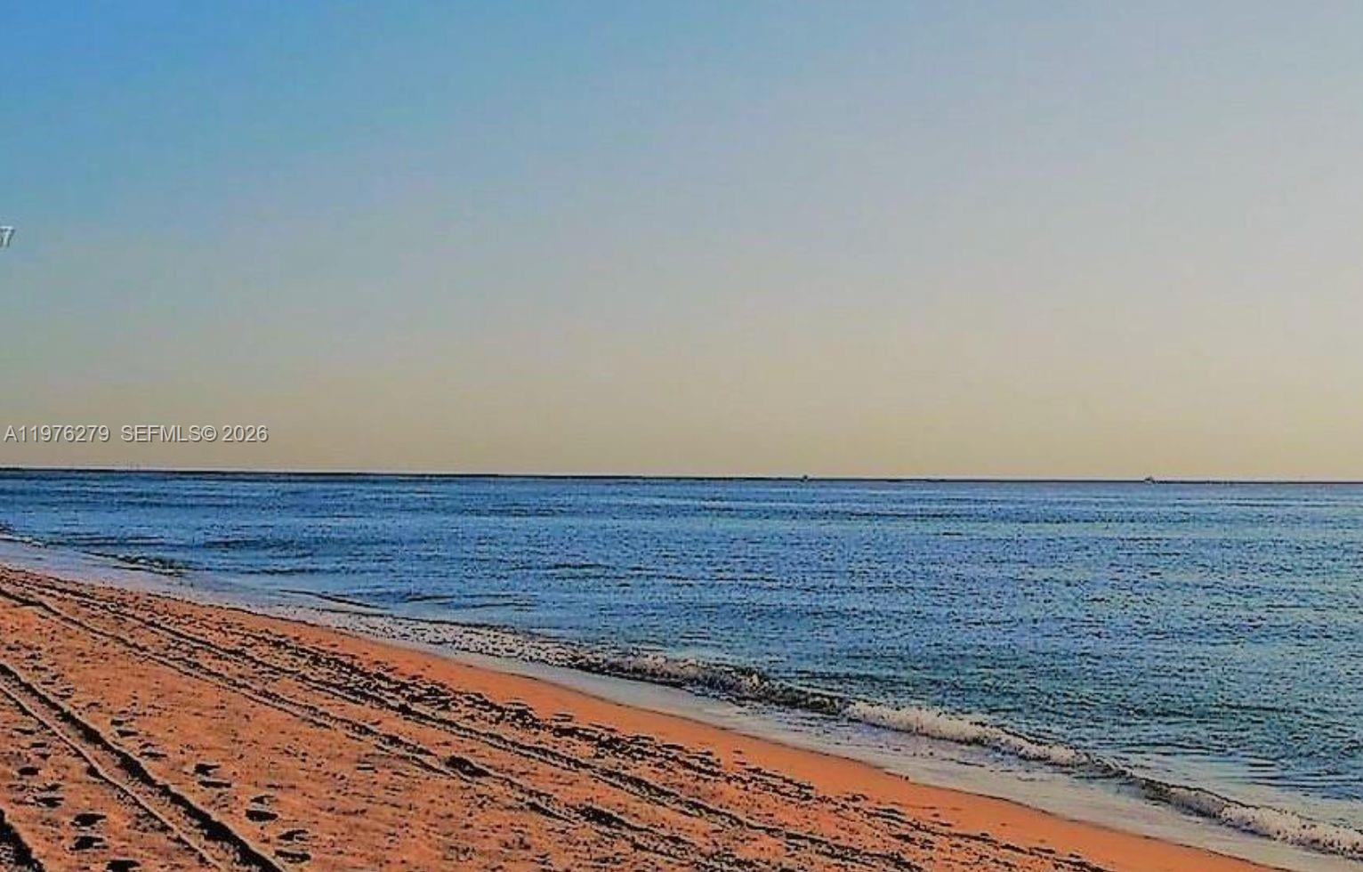 4111 SOUTH OCEAN DRIVE CO - Residential