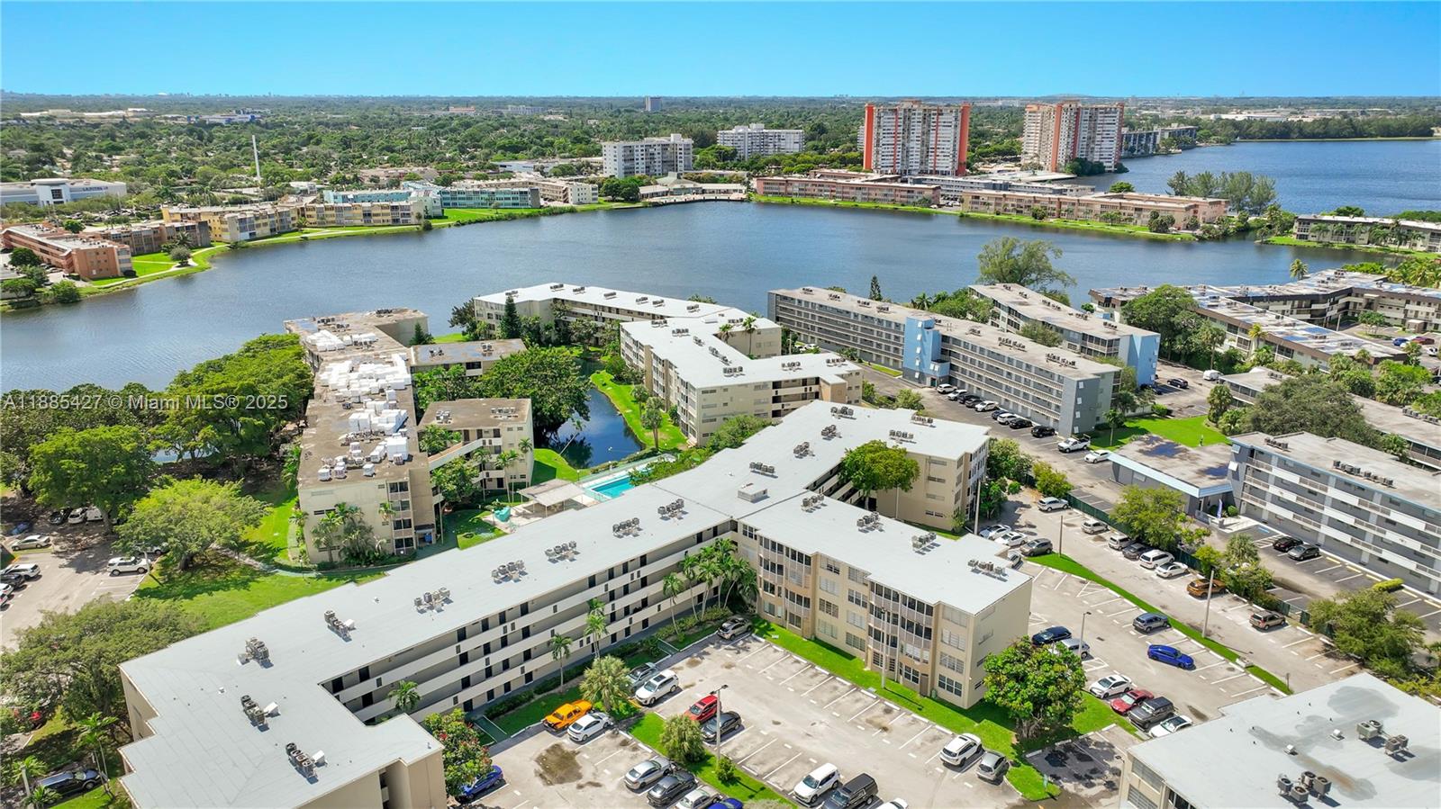 JADE WINDS GROUP ALLAMAND - Residential