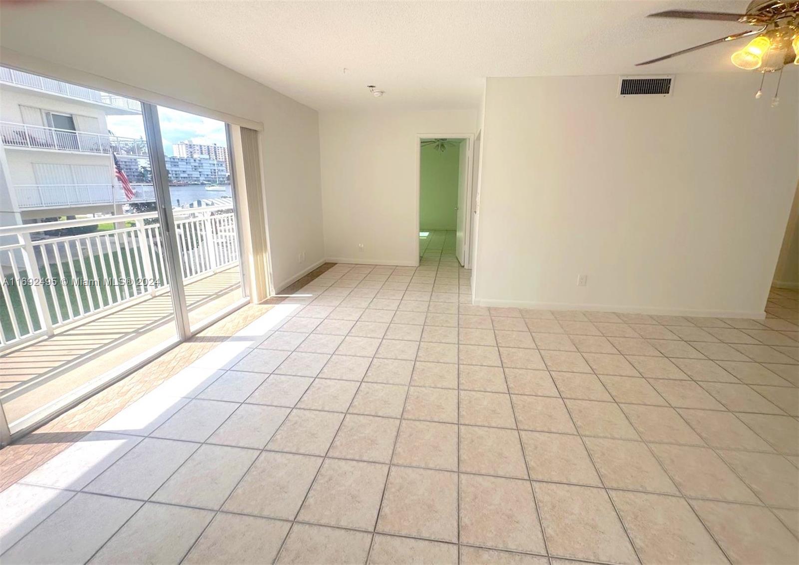 GOLDEN ISLES TOWERS CONDO - Residential