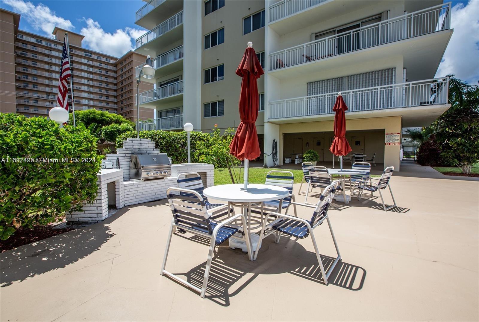 GOLDEN ISLES TOWERS CONDO - Residential