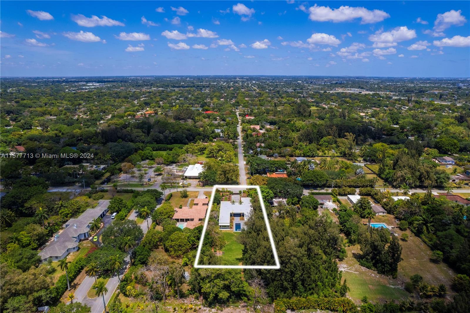 PLANTATION - Residential