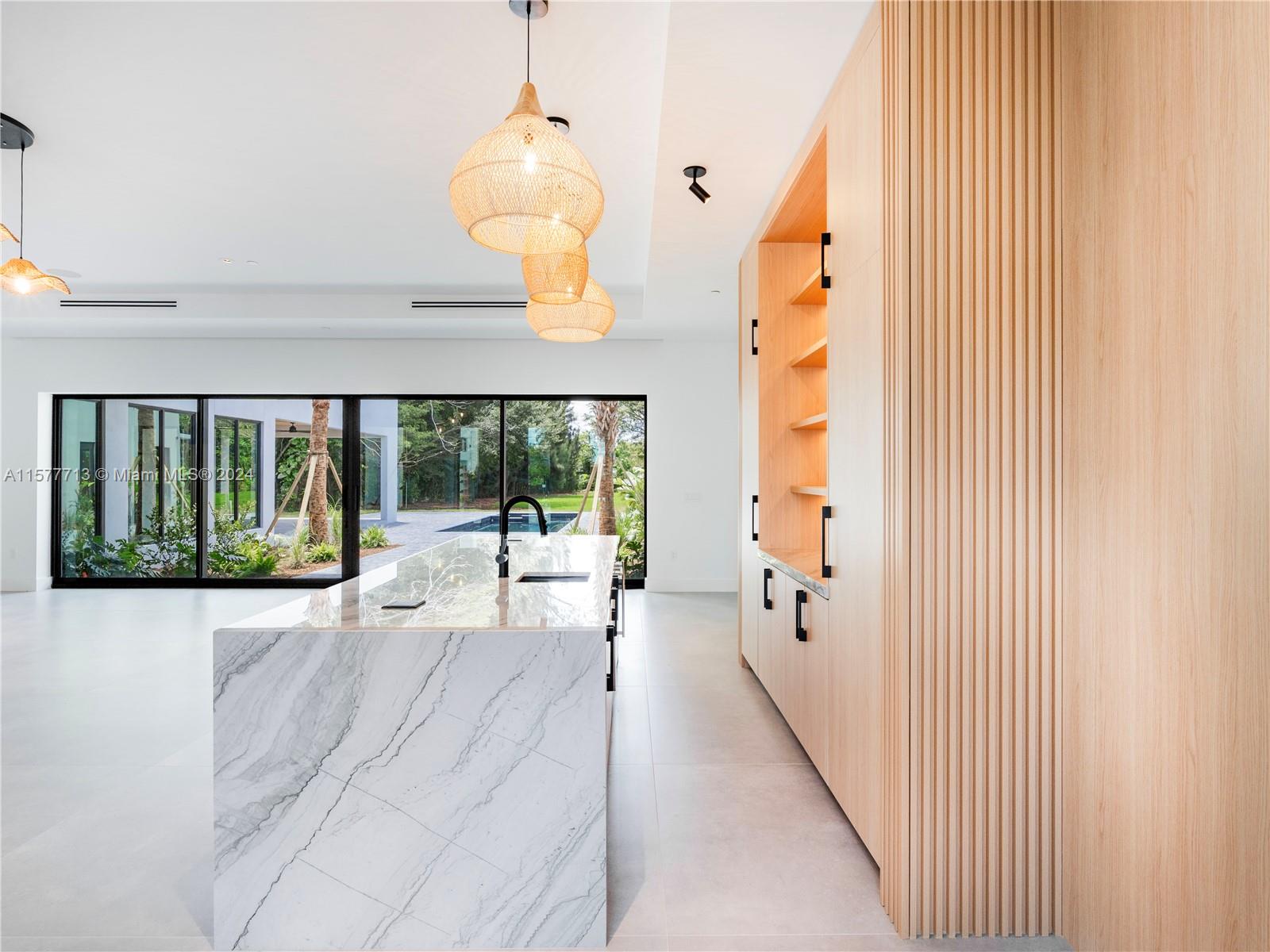 PLANTATION - Residential