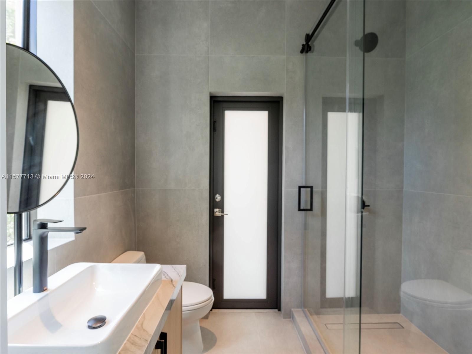 PLANTATION - Residential