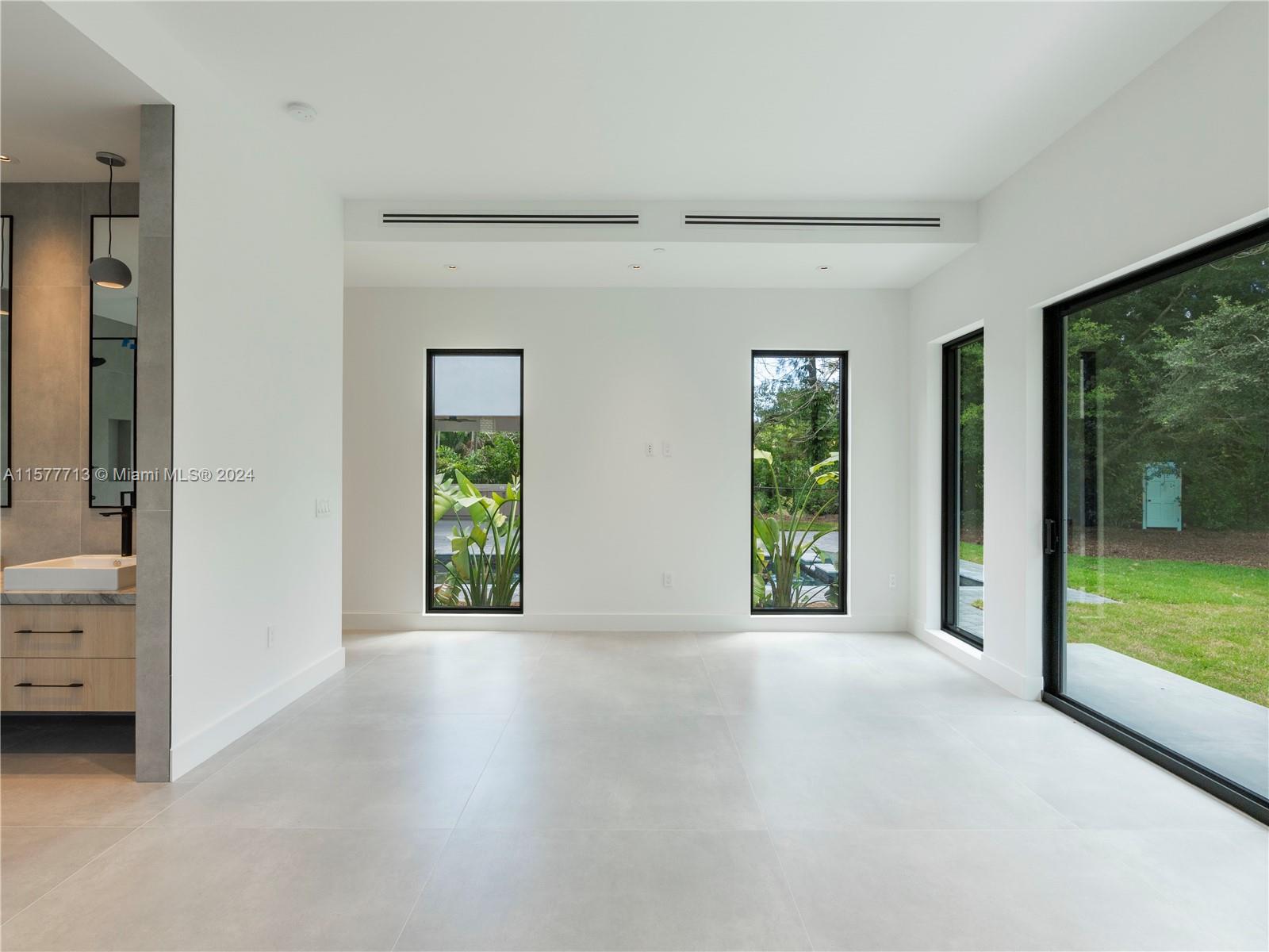 PLANTATION - Residential