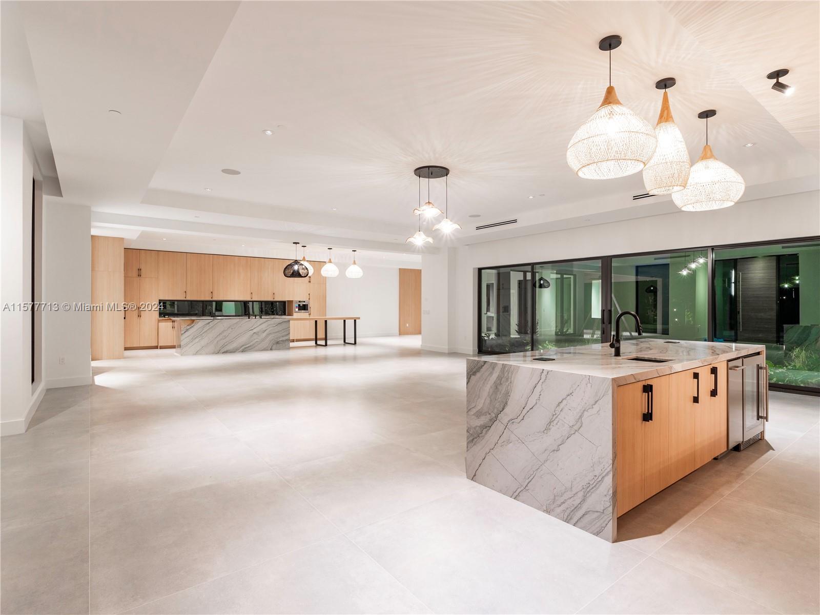 PLANTATION - Residential