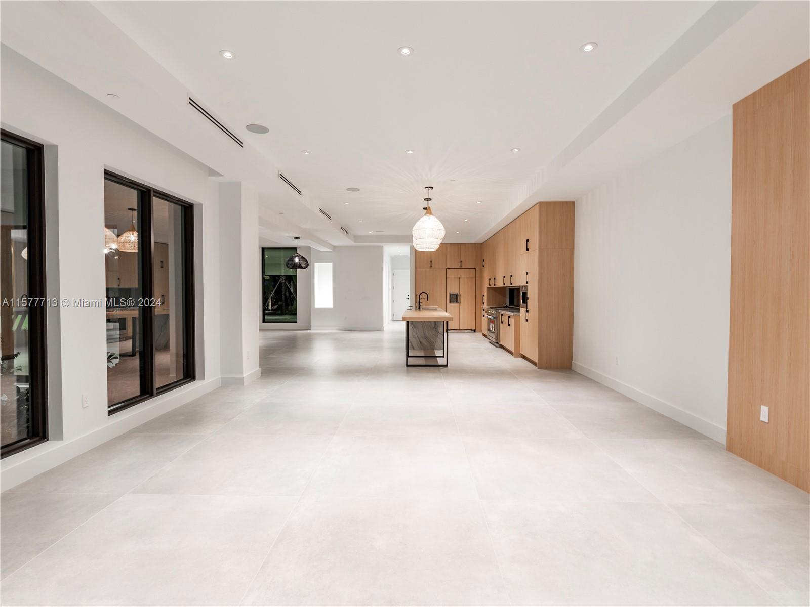 PLANTATION - Residential