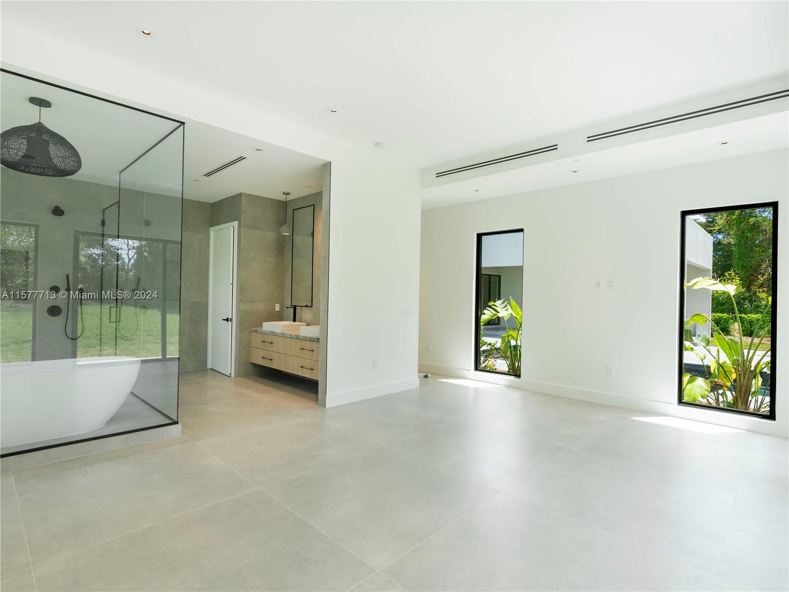 PLANTATION - Residential