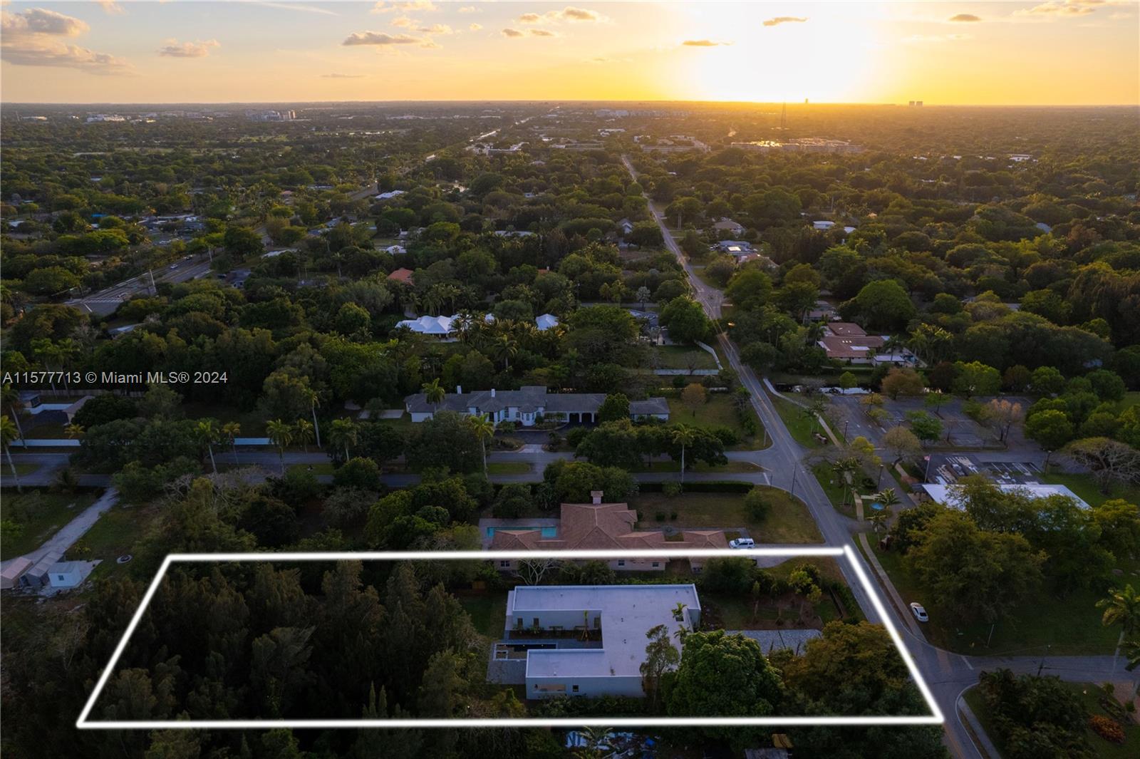 PLANTATION - Residential