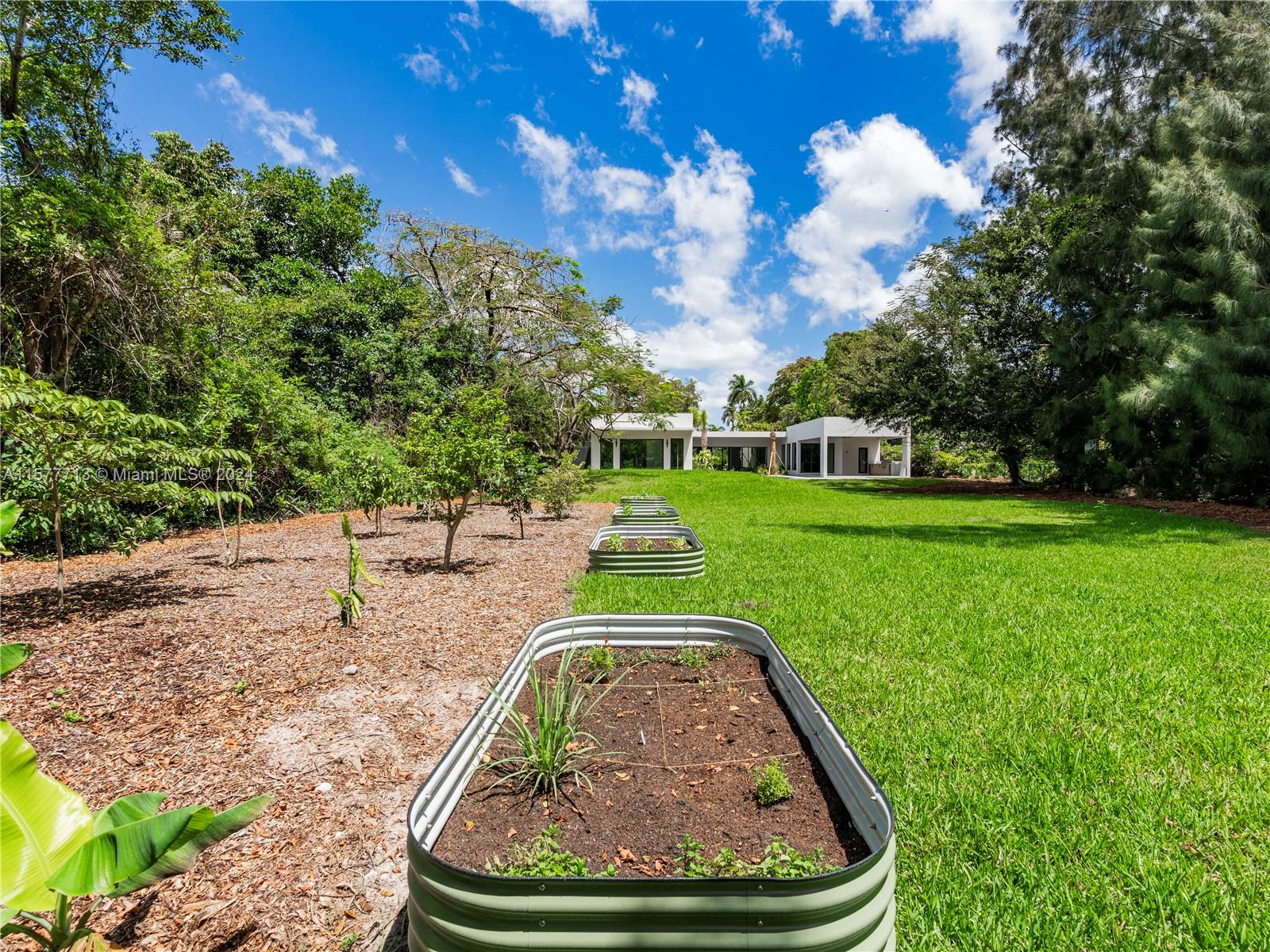PLANTATION - Residential