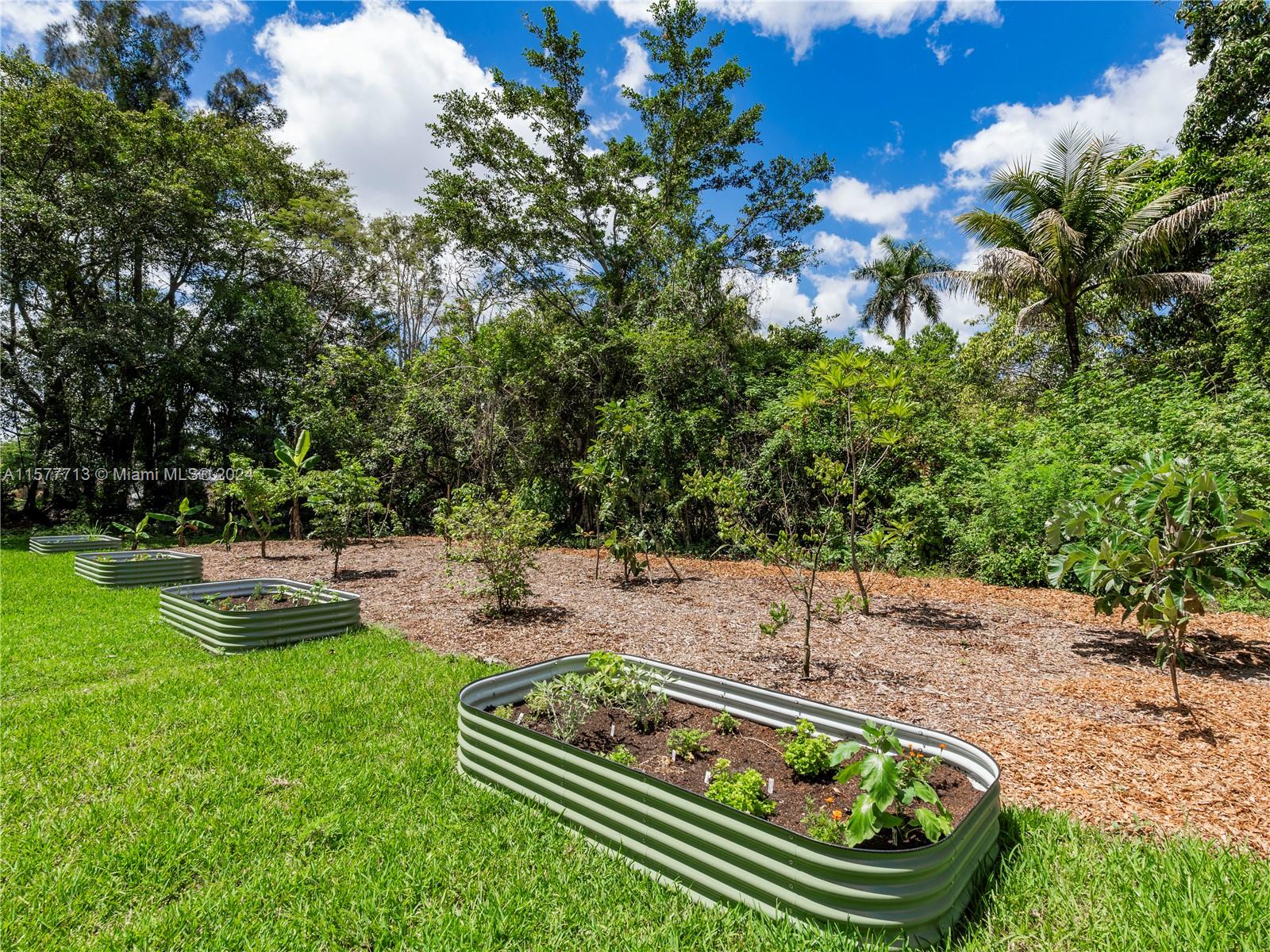 PLANTATION - Residential