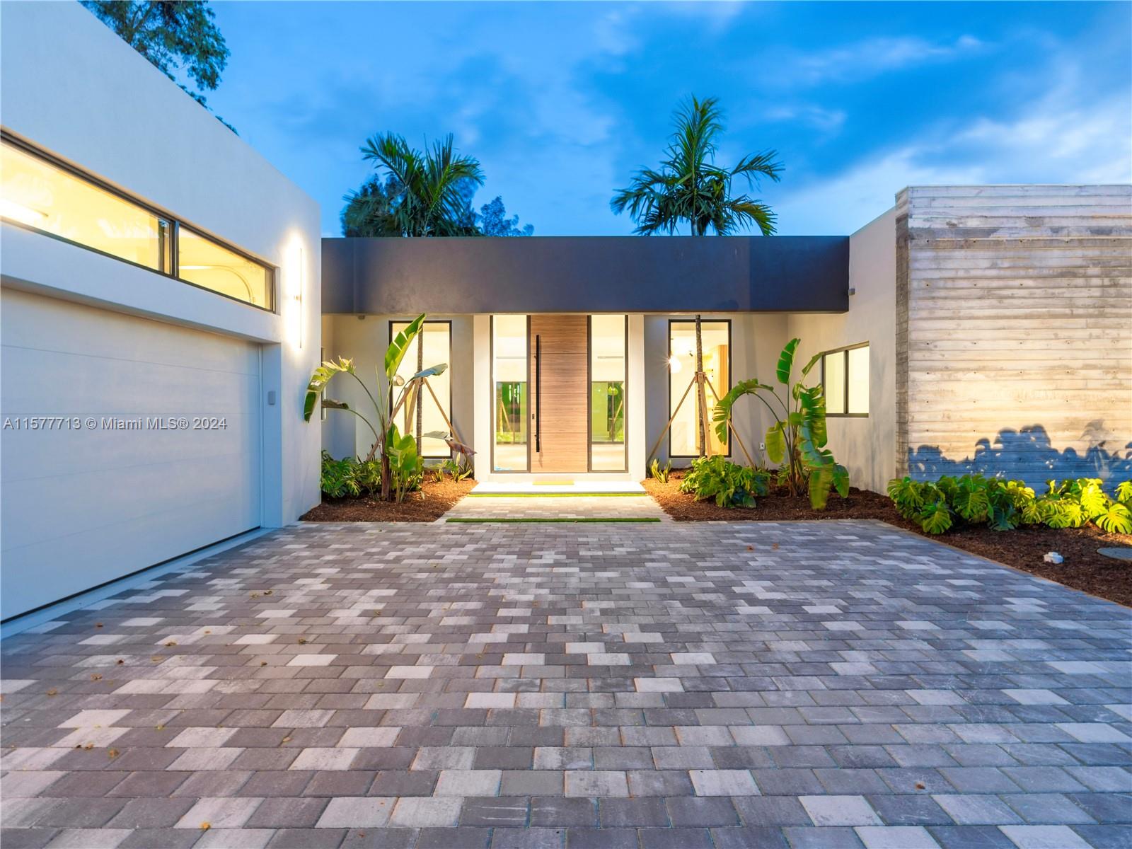 PLANTATION - Residential