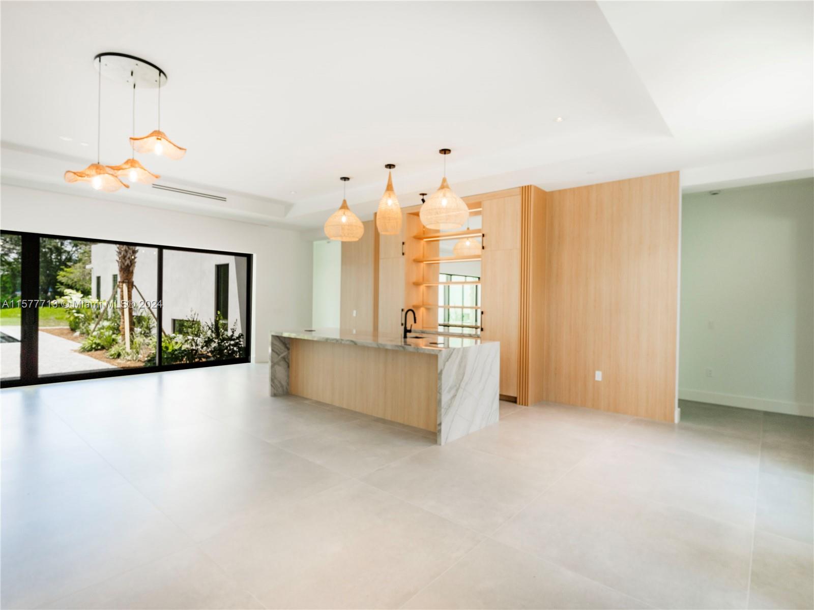 PLANTATION - Residential