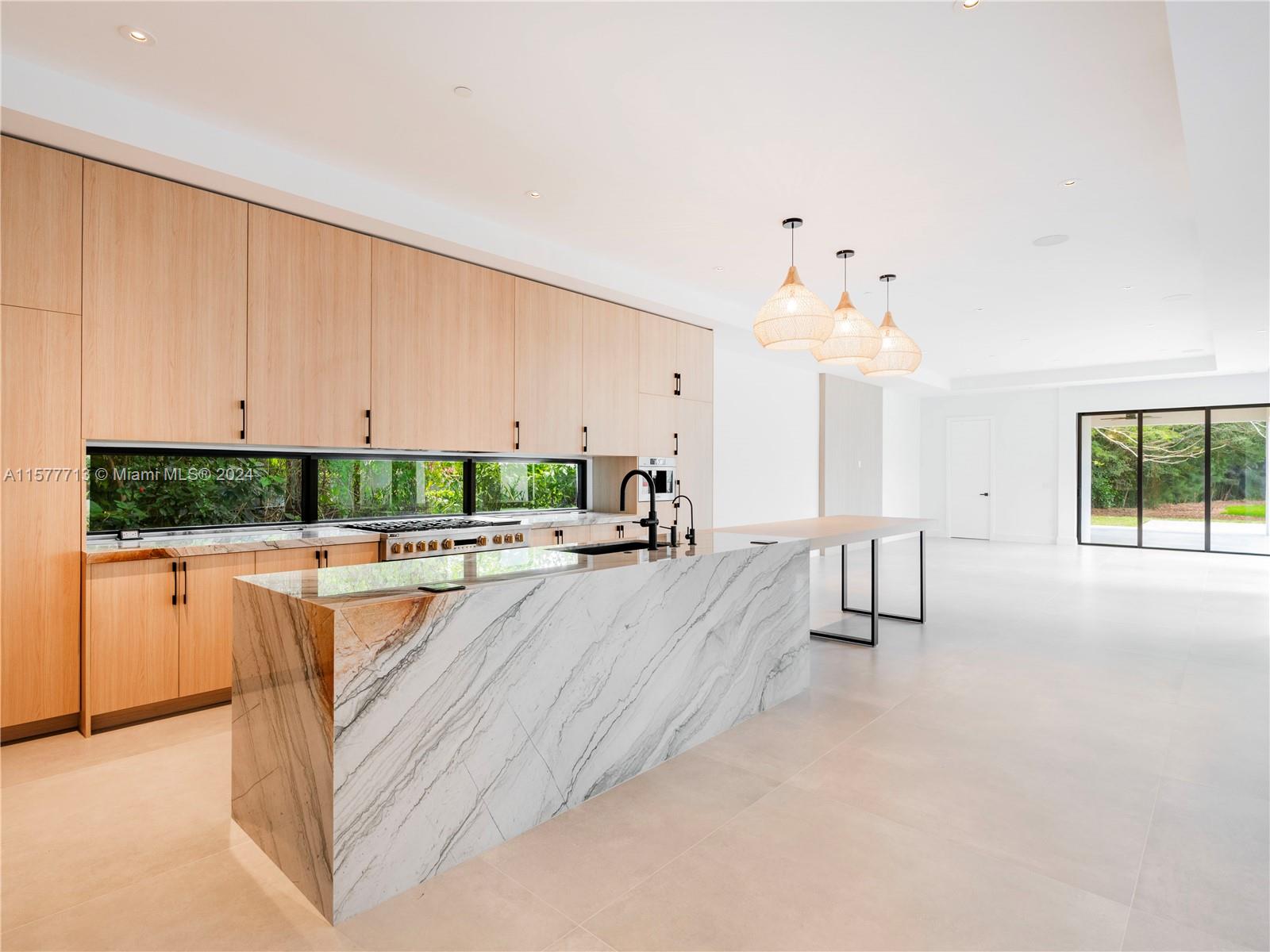 PLANTATION - Residential