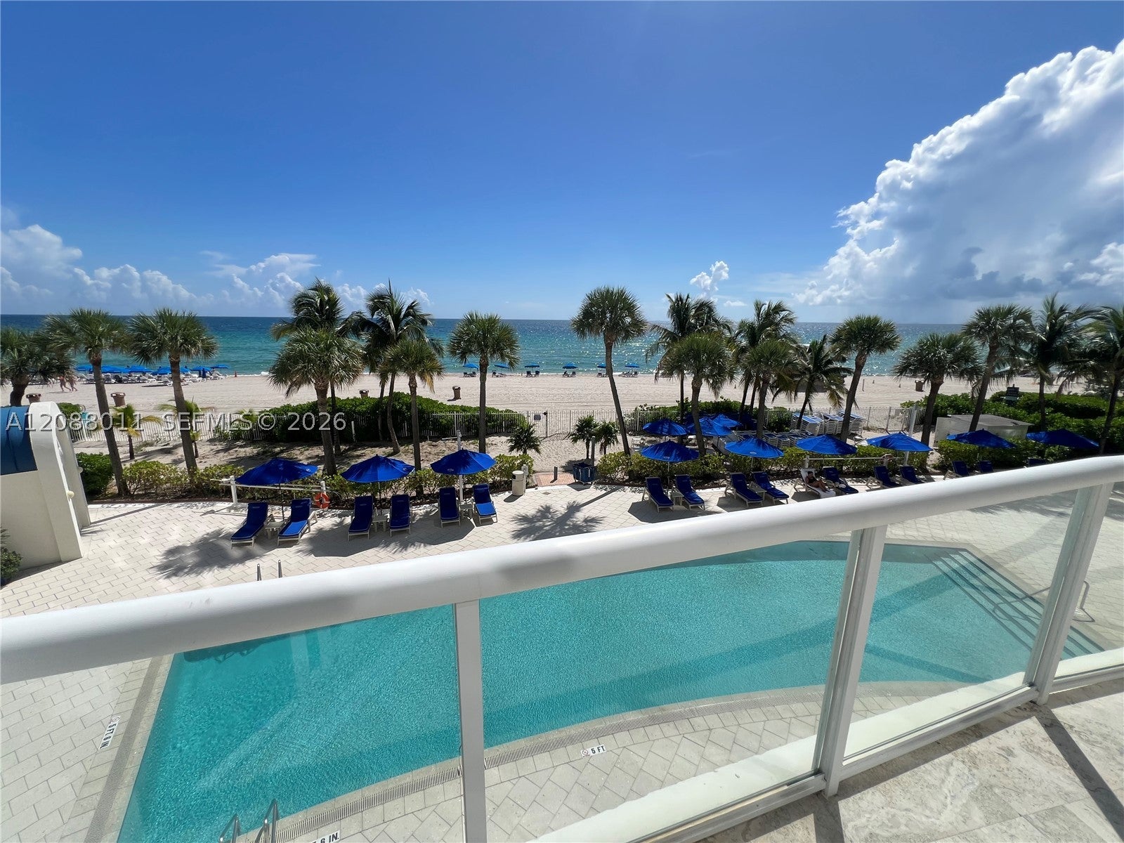18671 Collins Ave 2104