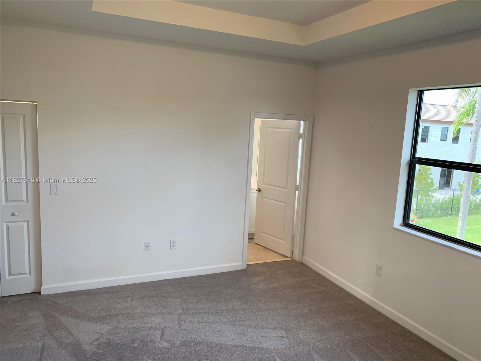 VIA VENTURA NEIGHBORHOOD - Residential