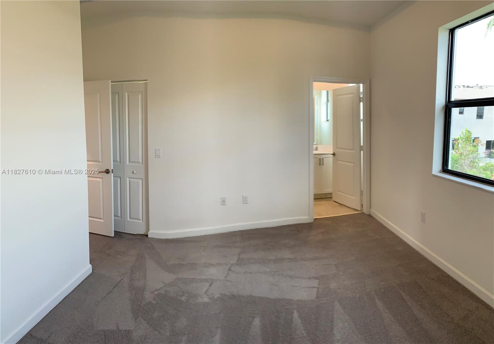 VIA VENTURA NEIGHBORHOOD - Residential