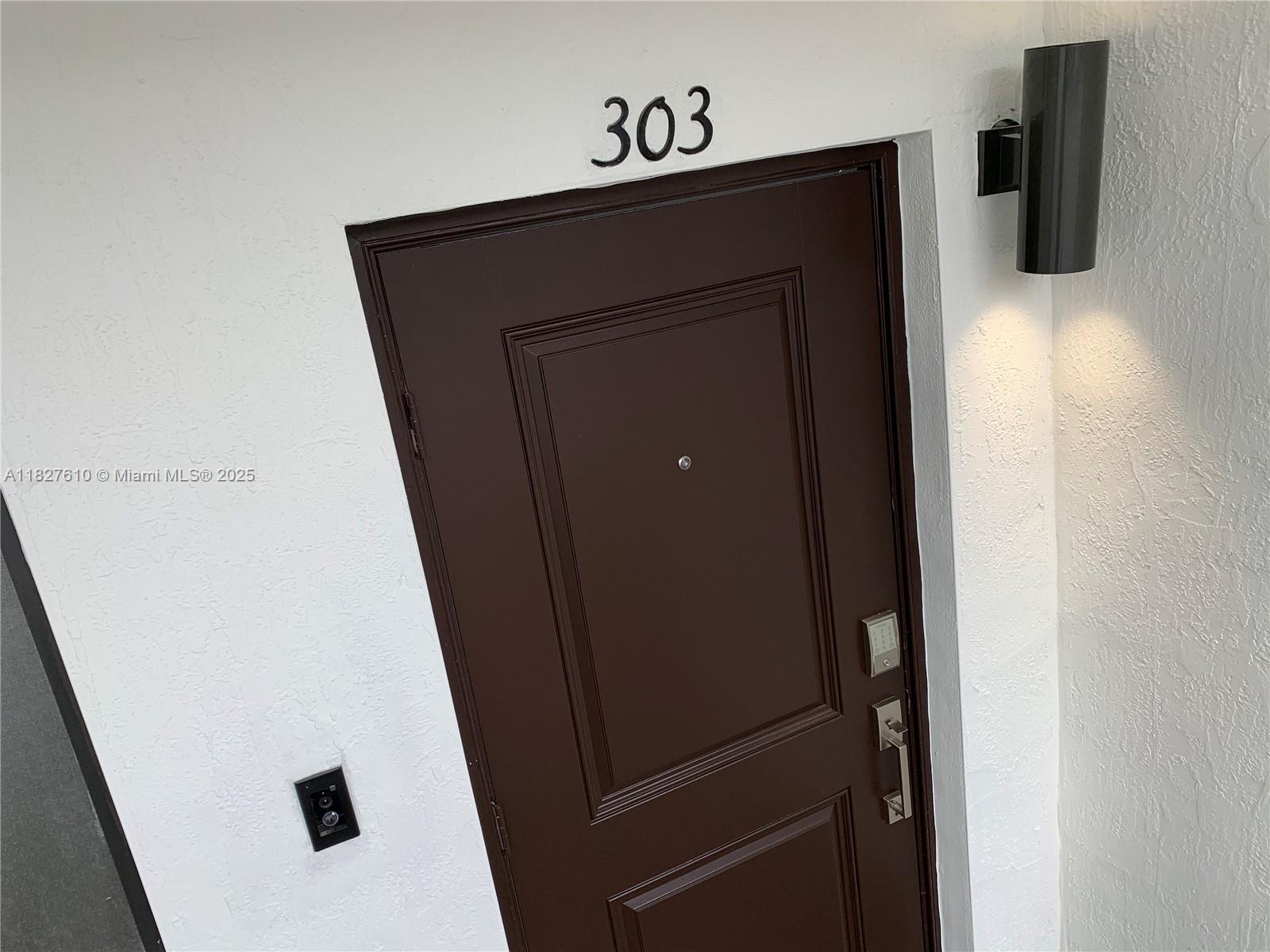 303 NE 208th Ter