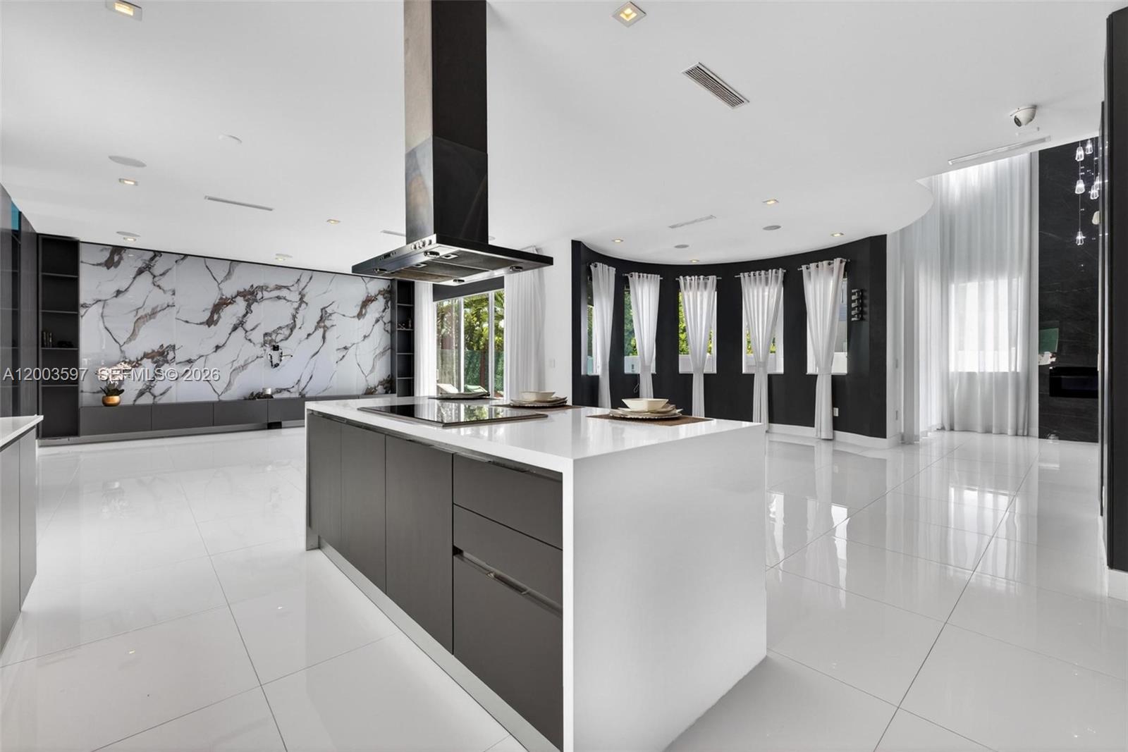 GRAND FLORIDIAN ESTATES - Residential