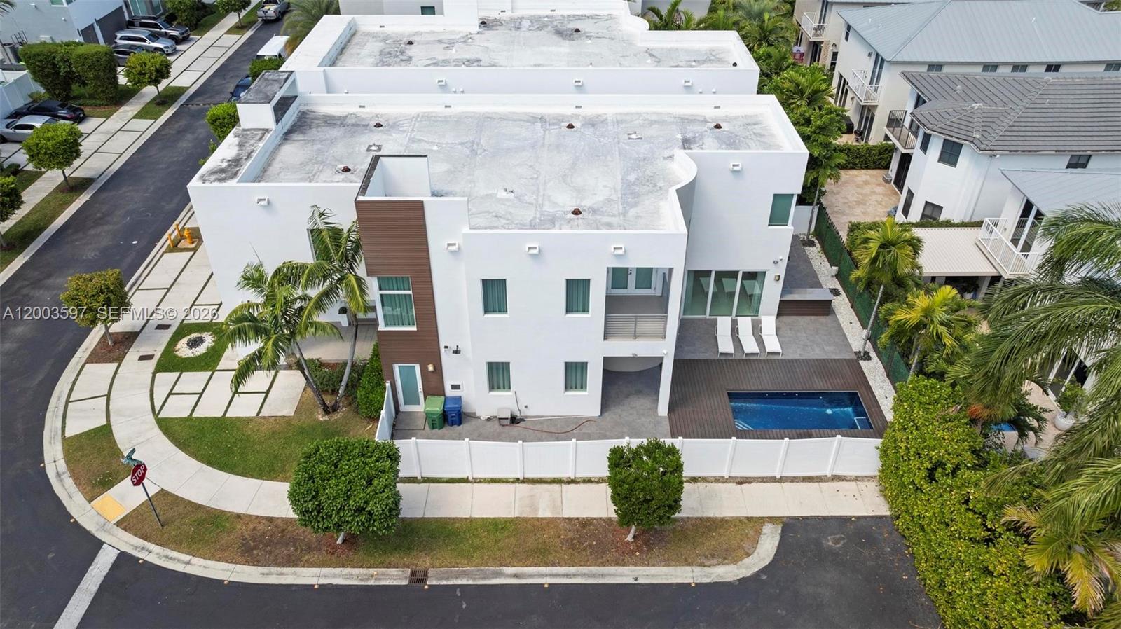 GRAND FLORIDIAN ESTATES - Residential