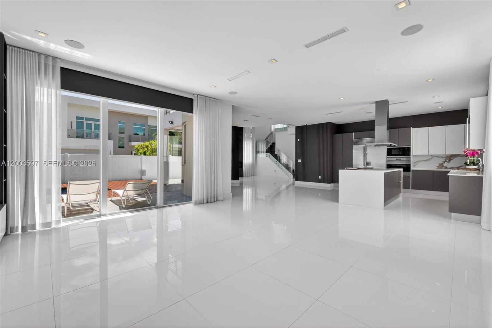 GRAND FLORIDIAN ESTATES - Residential