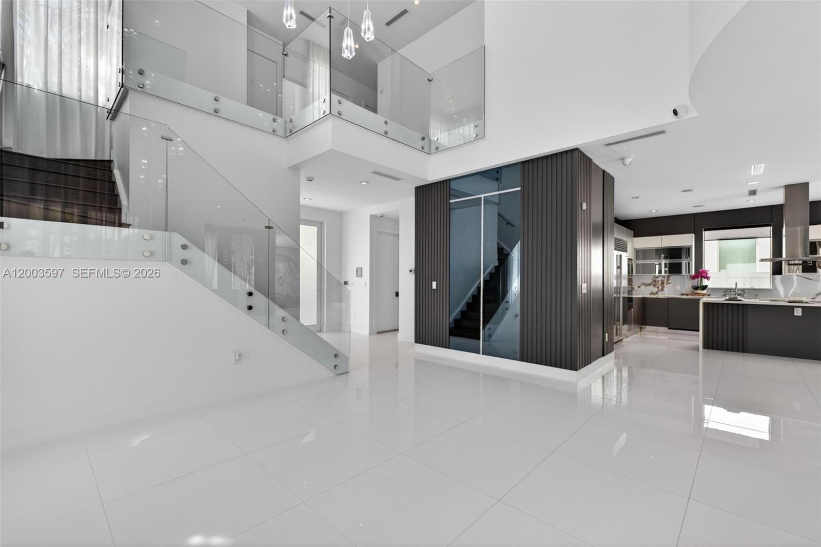 GRAND FLORIDIAN ESTATES - Residential