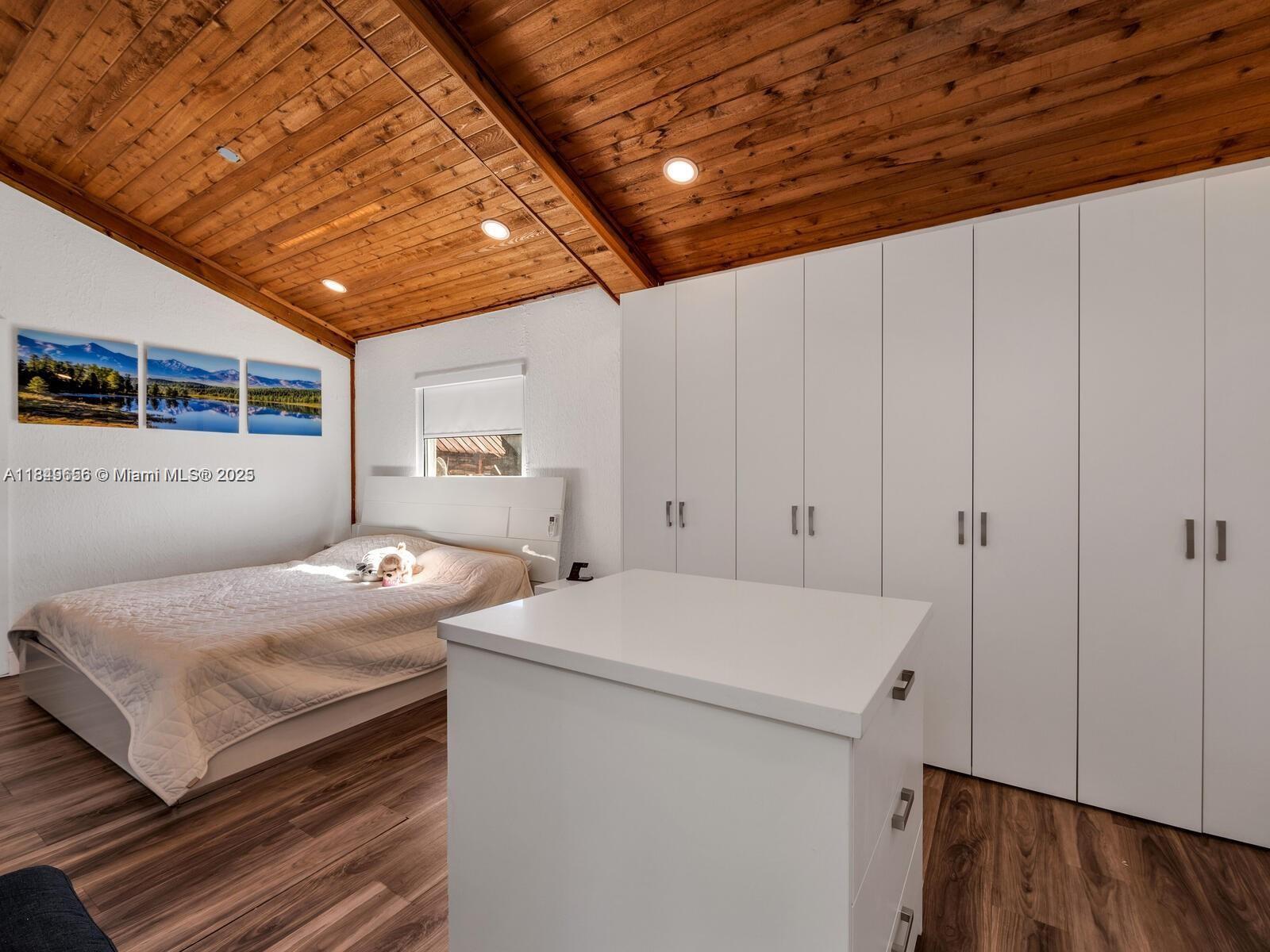 EVERGLADES SUGAR & LAND C - Residential