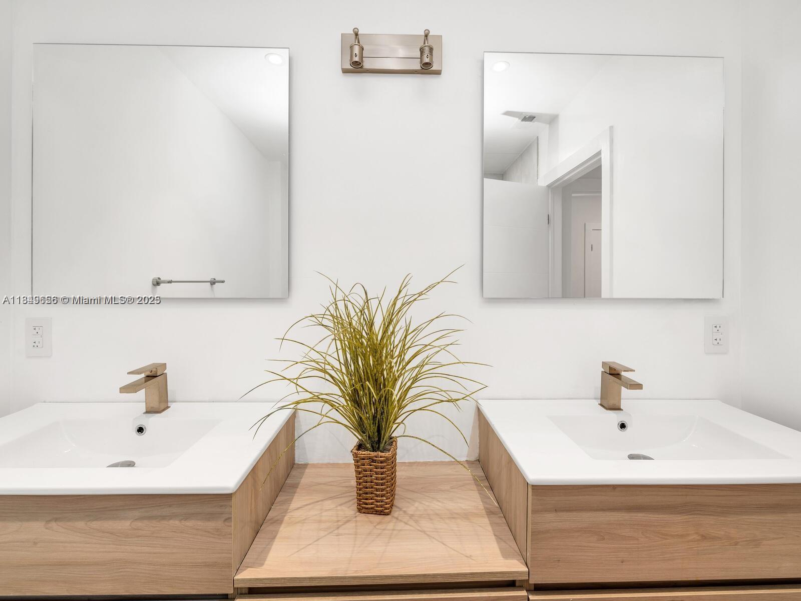 EVERGLADES SUGAR & LAND C - Residential