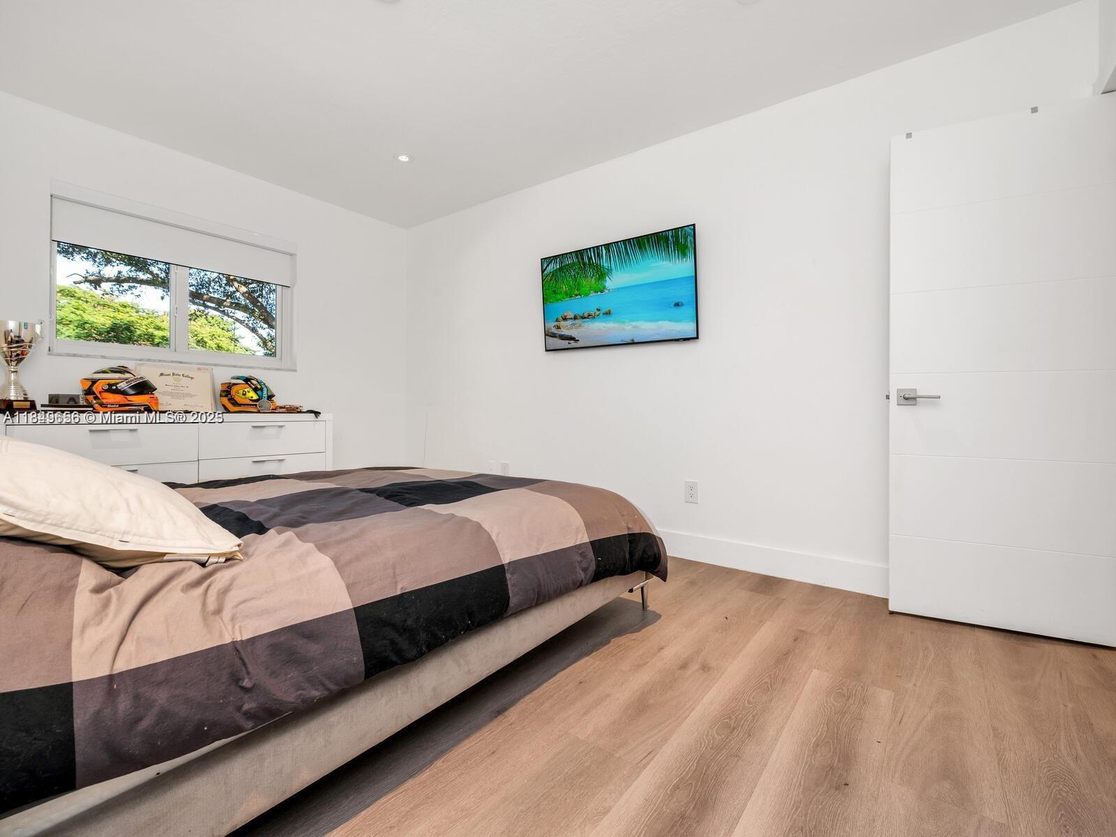 EVERGLADES SUGAR & LAND C - Residential