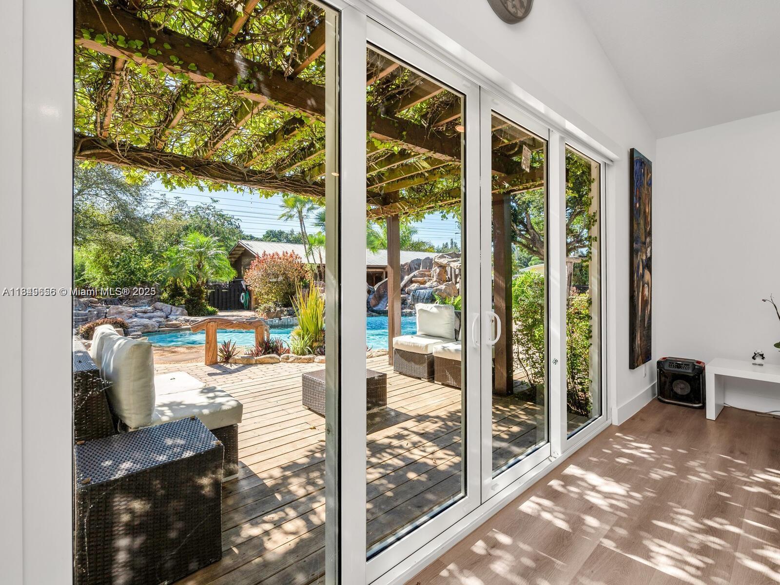 EVERGLADES SUGAR & LAND C - Residential