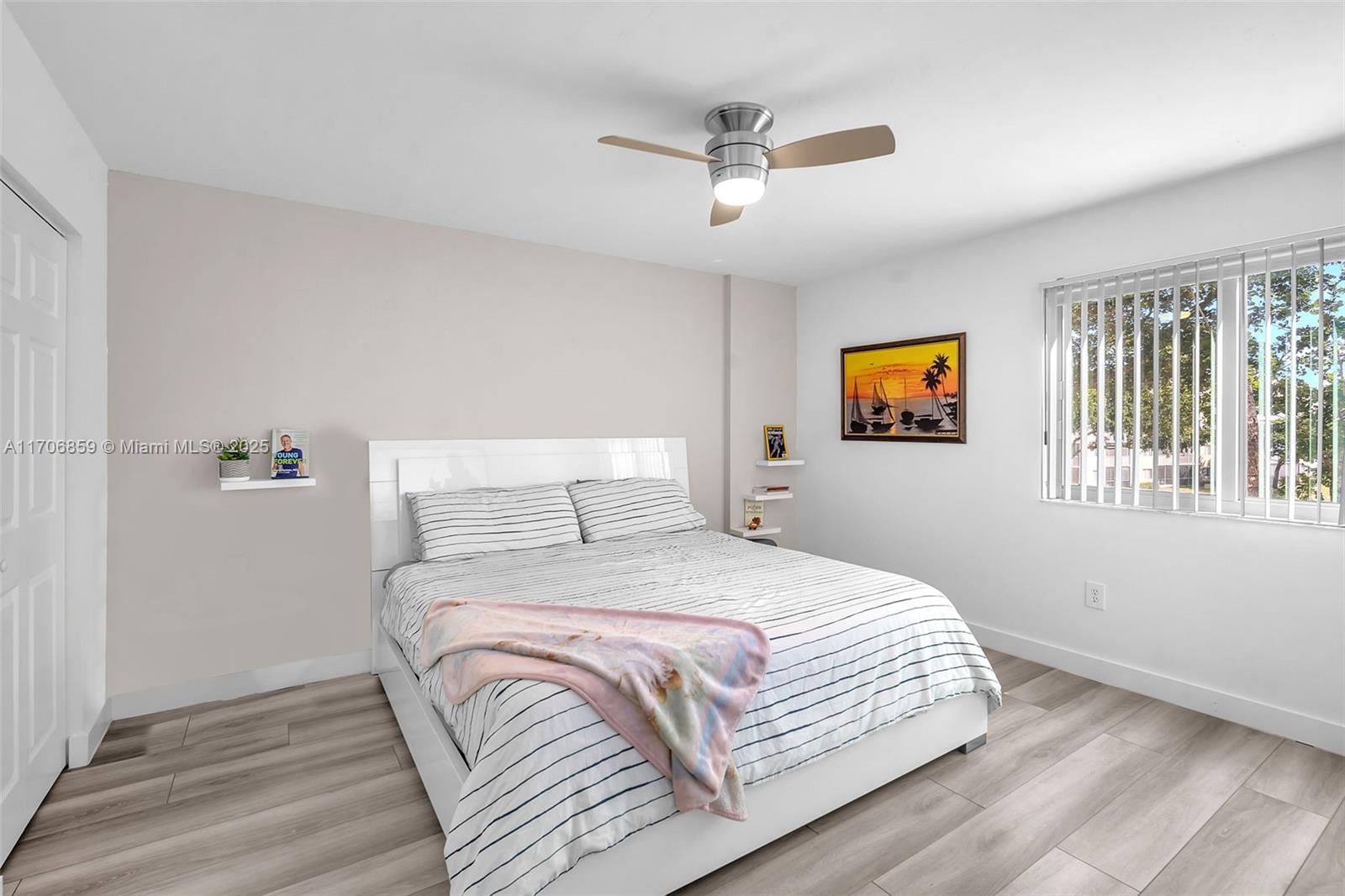 WELDON CONDOMINIUM H - Residential
