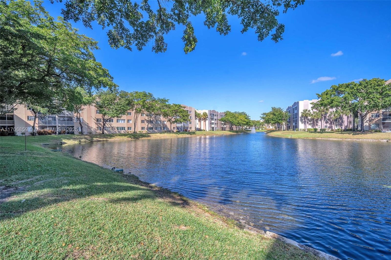 WELDON CONDOMINIUM H - Residential