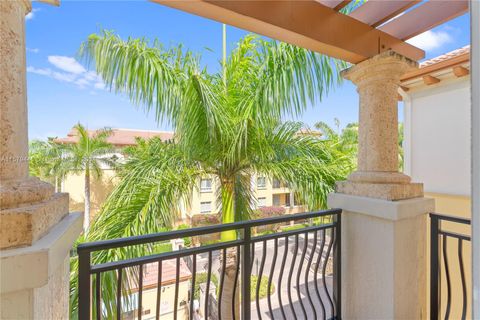 Condominium in Weston FL 16100 Emerald Estates Dr Dr 24.jpg