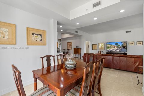 Condominium in Weston FL 16100 Emerald Estates Dr Dr 14.jpg