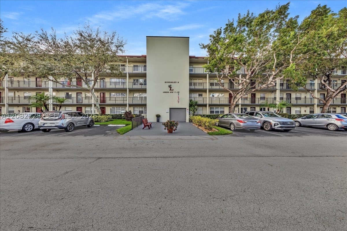 13250 SW 7th Ct